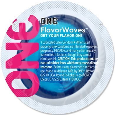 Ароматизированный презерватив ONE FlavorWaves Fresh Mint, 1 шт, ярко-синий, запах мяты SX0752 фото